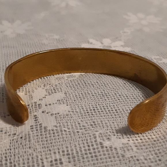 Bronze Vintage Floral Cufflinks  Bracelet, 2½" Wide /Unisex - Picture 3 of 12